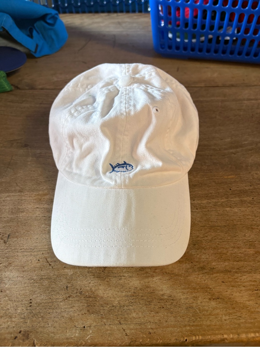 Southern Tide White Hat with Blue Fish Embroidery